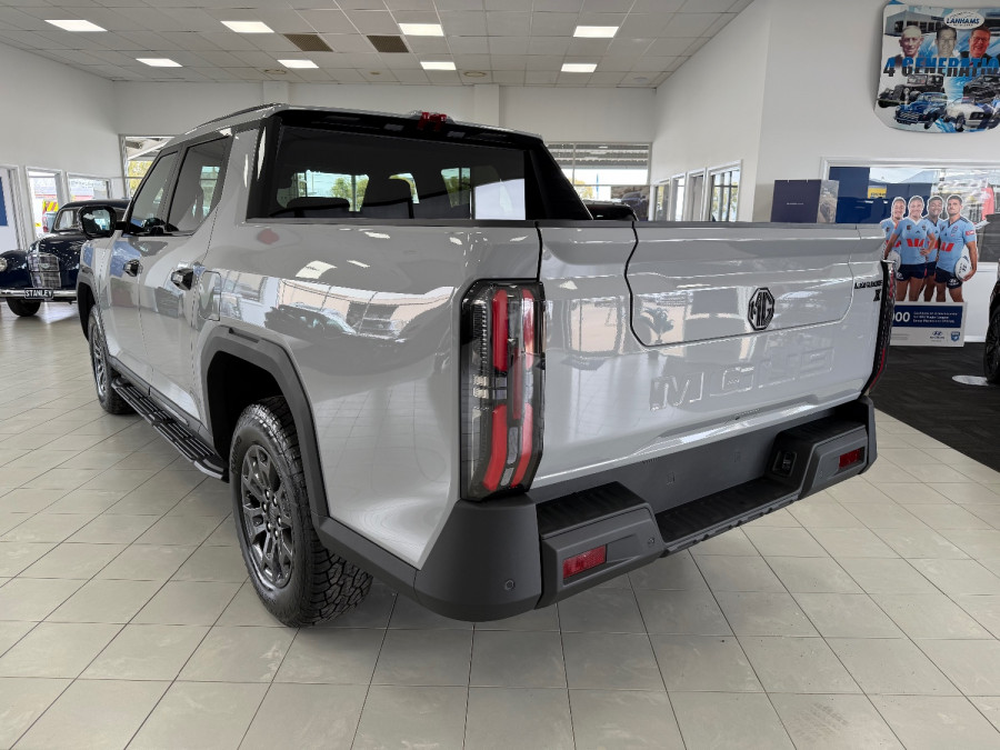 2026 MG U9 EKK1C Black Edition Ute Image 5