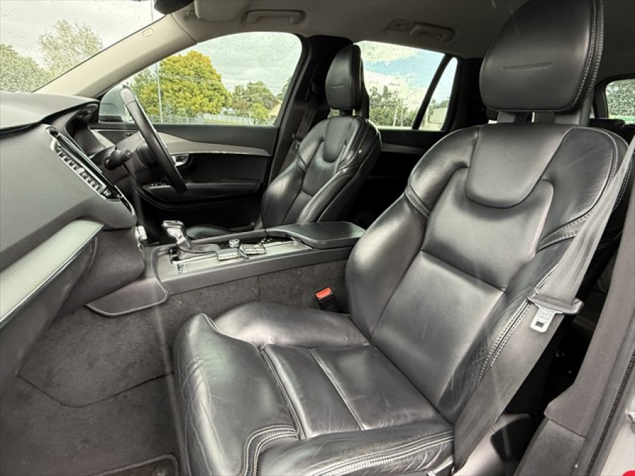 2017 MY18 Volvo XC90 L Series T6 Inscription SUV Image 15