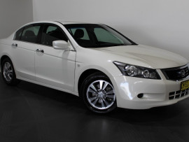 Honda Accord VTi-L 8th Gen