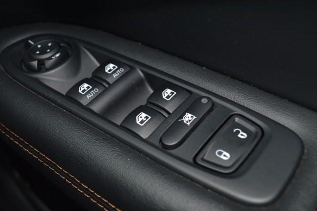 2018 Jeep Compass Limited 15 of 26