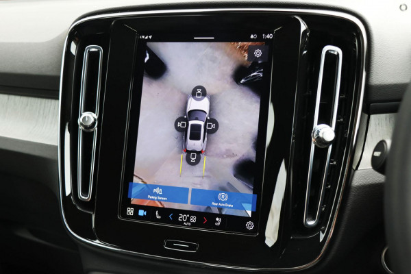 2026 Volvo XC40 XZ Ultra B4 Bright SUV Image 11