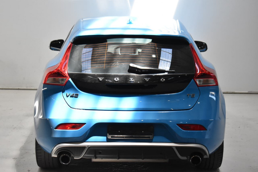 2015 Volvo V40 (No Series) MY16 T5 R-Design Hatchback Image 17