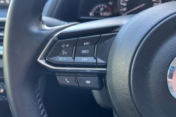 2017 Mazda 3 BN5236 SP25 Sedan Image 18