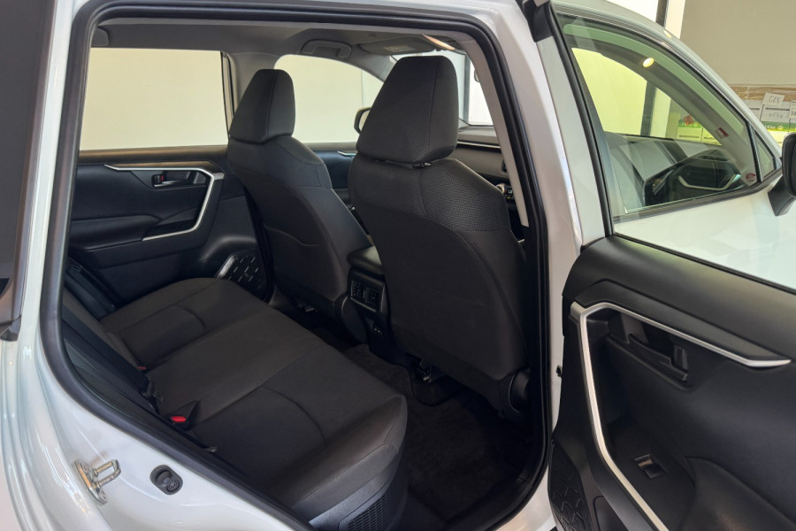 2024 MYon Toyota RAV4 AXAH52R GX SUV Image 6