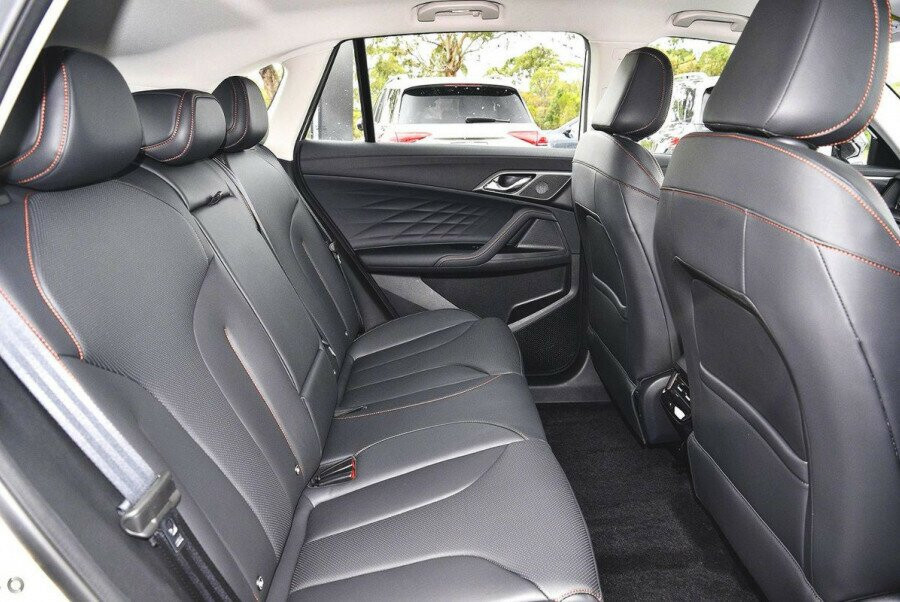 2024 MY24.5 MG HS AS33 Excite SUV Image 15