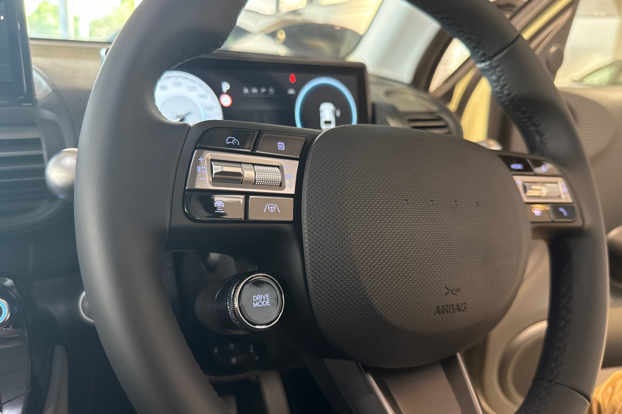 2025 Hyundai Inster  Standard Range SUV Image 14
