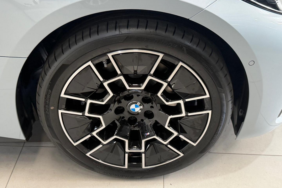2026 MY25 BMW i4 G26 eDrive35 Hatch