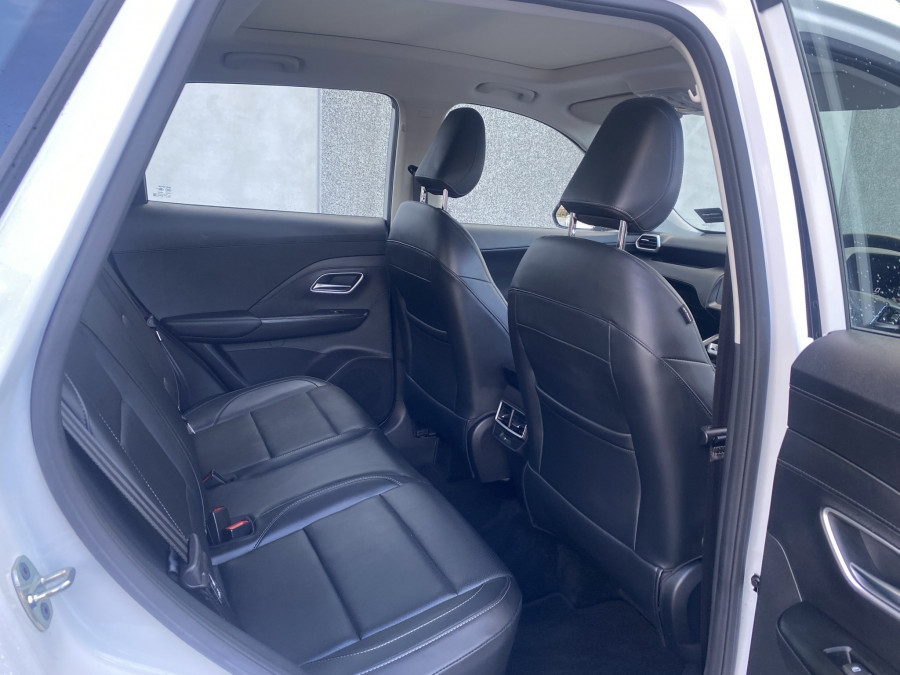 2026 MG ZS ZS32 Essence SUV Image 11