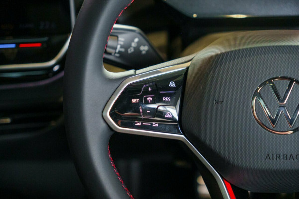 2025 Volkswagen ID. 5 E2 GTX SUV Image 11