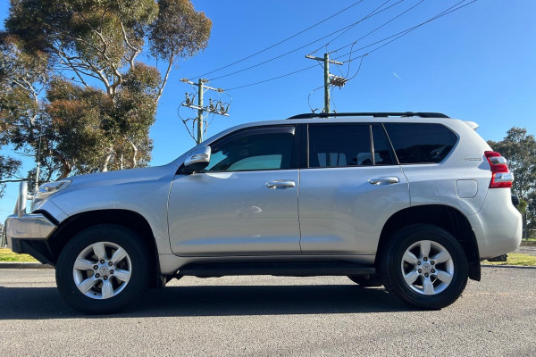 2014 Toyota LandCruiser Prado GDJ150R GXL SUV Image 3