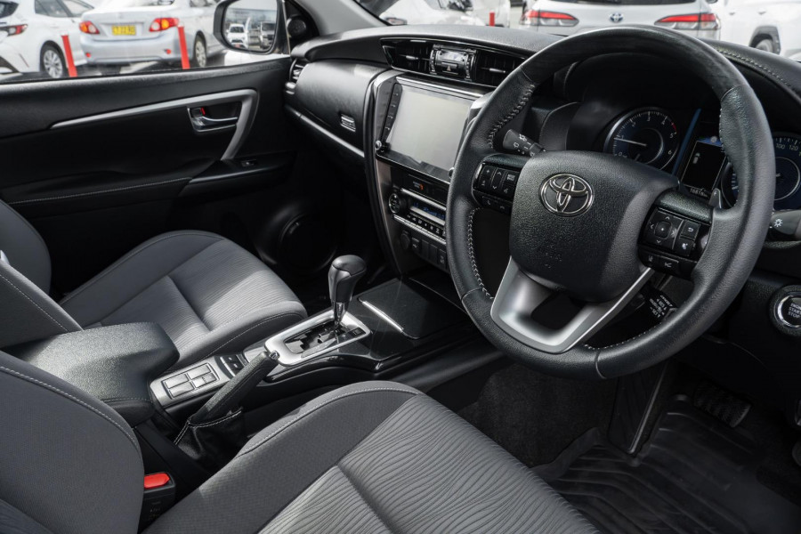 2025 MY24 Toyota Fortuner GUN156R GXL SUV Image 7