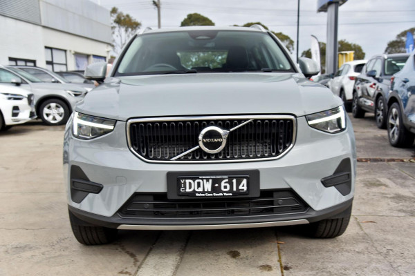 2025 Volvo XC40 XZ Plus B4 SUV Image 22