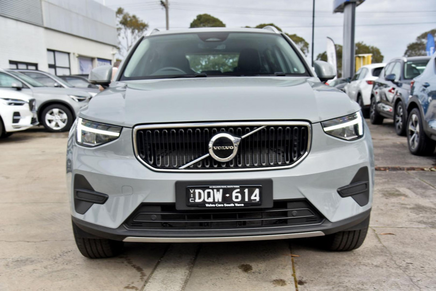 2025 Volvo XC40 XZ Plus B4 SUV Image 22