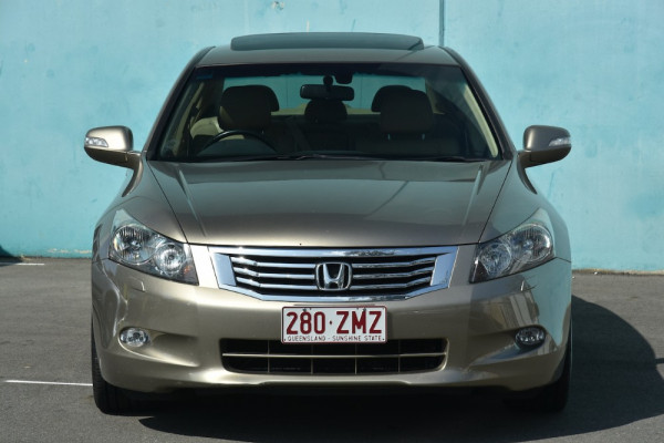 2008 Honda Accord 8th Gen V6 Sedan Image 2