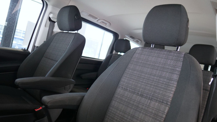 2020 Mercedes-Benz Vito Van Image 8