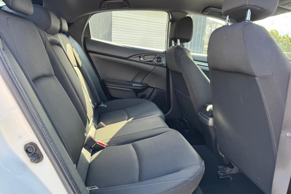 2018 Honda Civic 10th Gen VTi Hatch Image 23