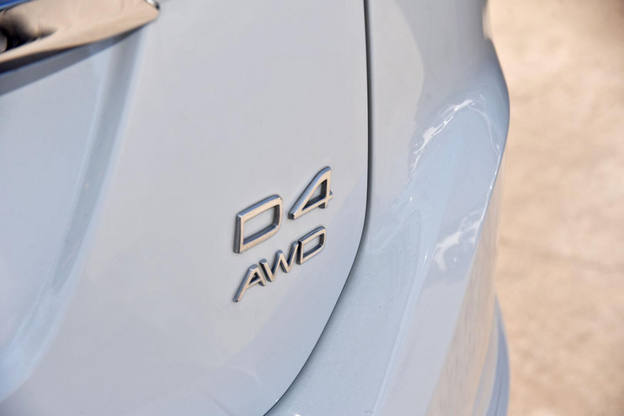 2015 MY16 Volvo XC60 UZ D4 Luxury SUV Image 8