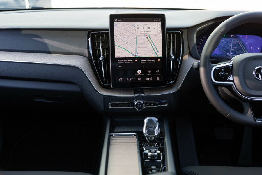 2026 Volvo XC60 UZ Plus B5 Bright SUV Image 21