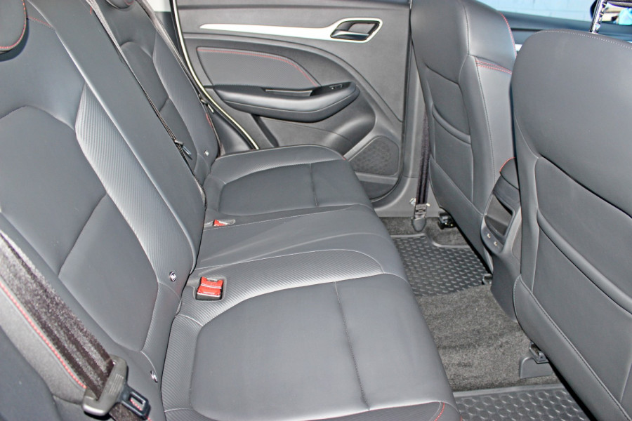 2023 MG ZST Essence SUV Image 10