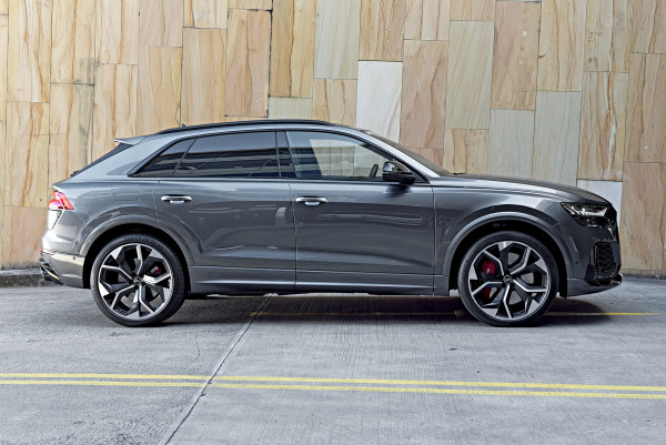 2024 MY23 Audi RS Q8 F1 TFSI 441KW SUV image 3