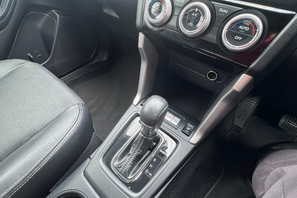 2015 Subaru Forester S4 2.5i-S SUV Image 17