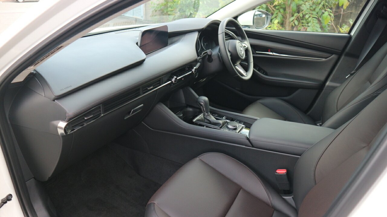 2024 Mazda 3 BP G20 Touring Hatch Image 21