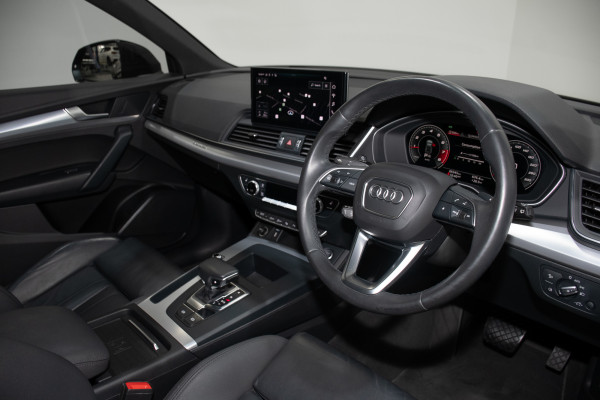 2021 Audi Q5 FY 45 TFSI sport SUV image 16