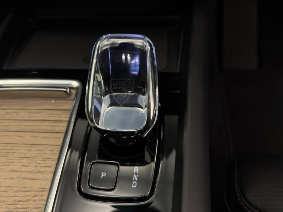 2025 MY26 Volvo XC60 UZ Ultra B5 Dark SUV Image 24