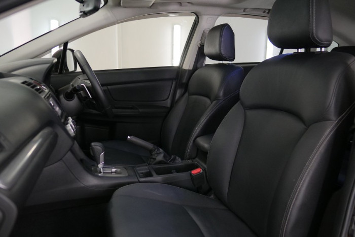 2014 Subaru XV G4-X 2.0i-S Suv Image 6