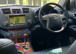 2010 Toyota Kluger GSU45R Grande AWD Suv