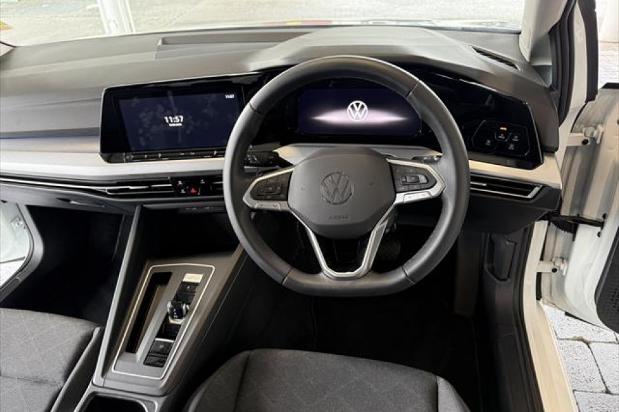2024 Volkswagen Golf 8 110TSI Life Hatch Image 15