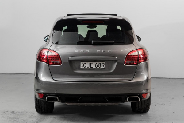 2012 MY13 Porsche Cayenne 92A SUV image 5