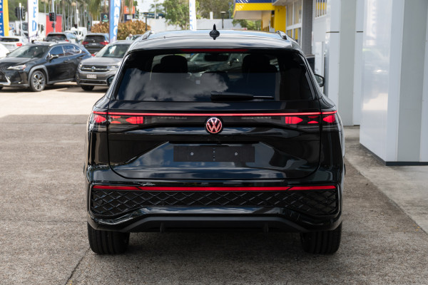2025 MY26 Volkswagen Tayron R4 195TSI R-Line SUV Image 5