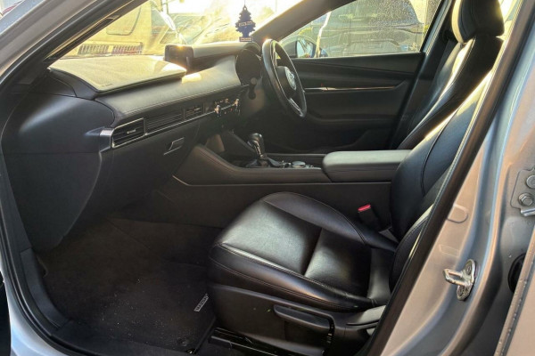 2020 Mazda 3 BP Series G25 GT Hatch Image 18