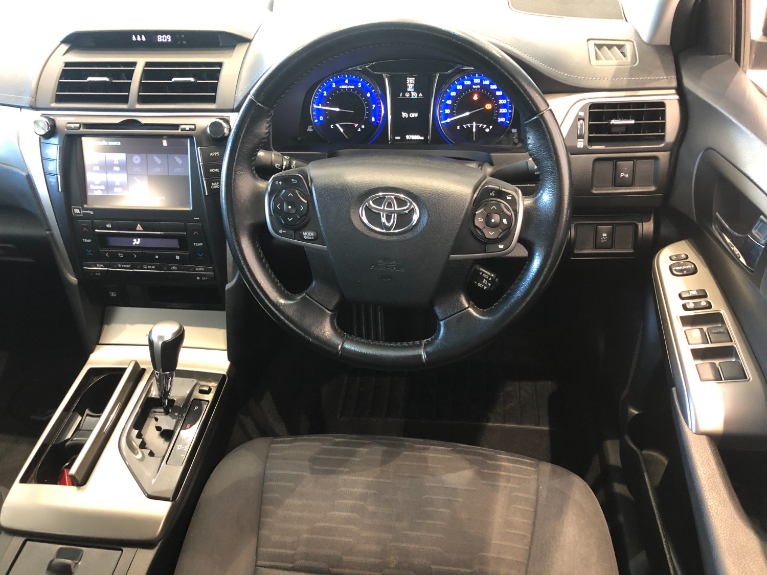 2017 Toyota Aurion GSV50R AT-X Sedan Image 6