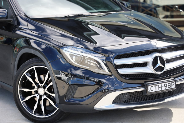 2014 Mercedes-Benz GLA-Class X156 GLA250 SUV Image 2