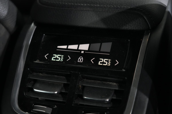 2019 Volvo XC60 UZ D4 Momentum SUV Image 29