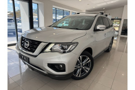 2017 Nissan Pathfinder R52 Ti SUV