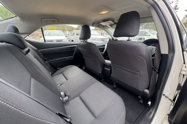 2014 Toyota Corolla ZRE182R Ascent Sedan Image 10