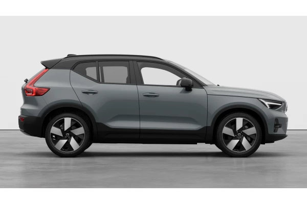 2026 Volvo EX40  Ultra Twin Motor Performance SUV Image 5