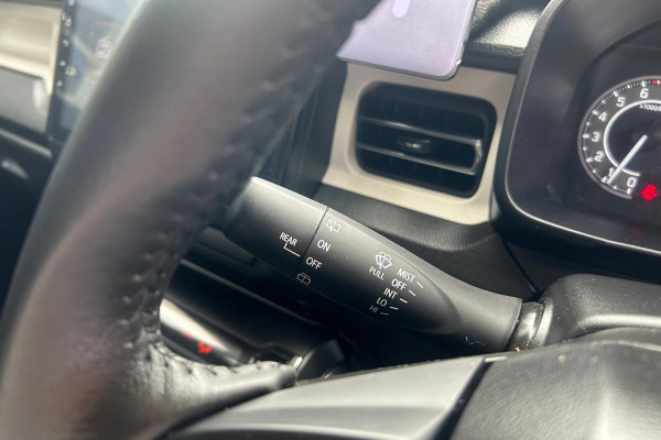 2022 Suzuki Ignis MF Series II GLX SUV Image 20