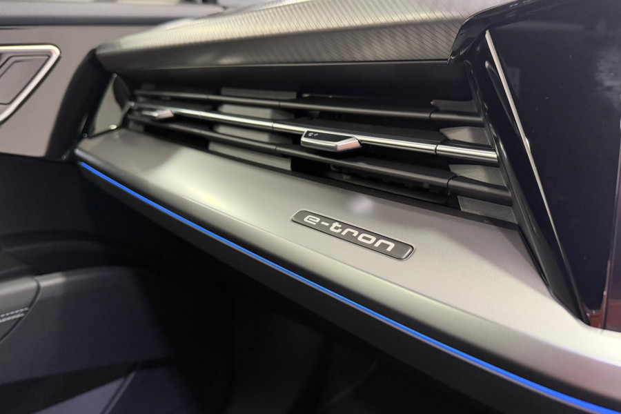 2025 Audi Q4 e-tron F4 45 SUV