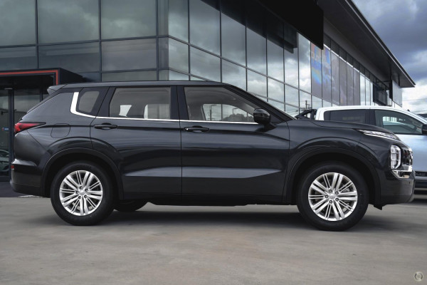 2024 Mitsubishi Outlander ZM ES SUV Image 5