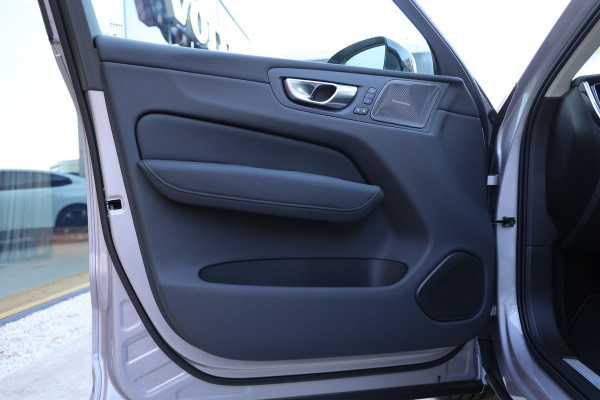 2026 Volvo XC60 UZ Ultra B5 Dark SUV Image 31