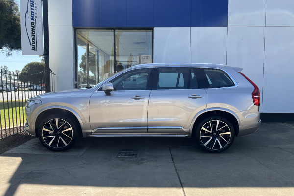 2024 Volvo XC90 L Series Ultimate B5 Bright SUV Image 6