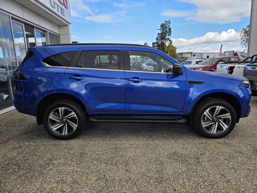 2026 MY25.5 Isuzu MU-X RJ LS-T SUV Image 2