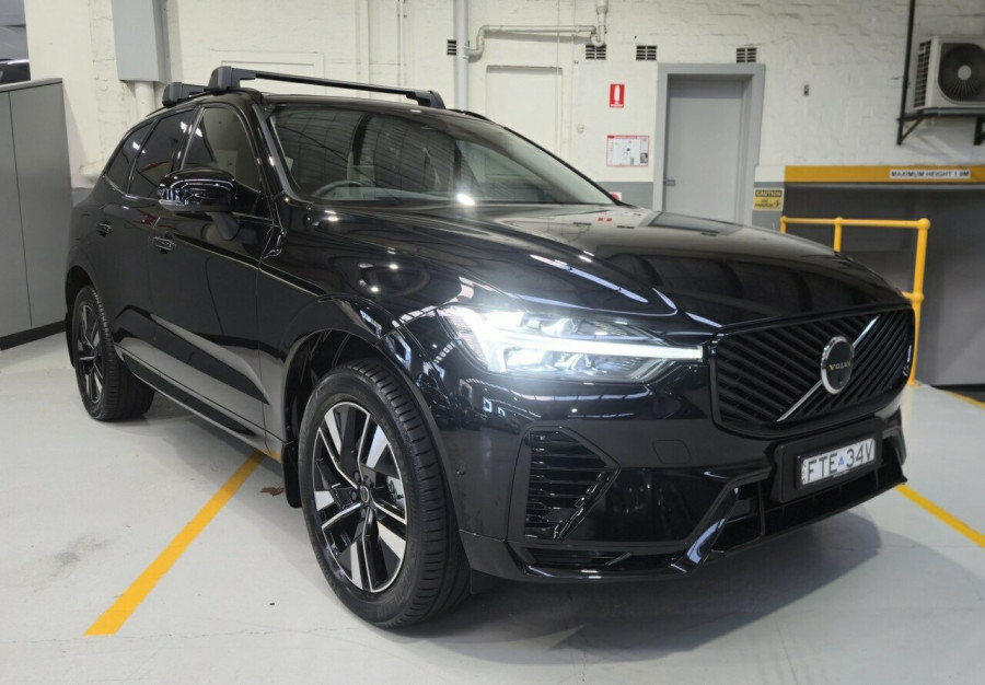 2025 MY26 Volvo XC60 UZ Plus T8 Plug-in Hybrid Dark SUV Image 3