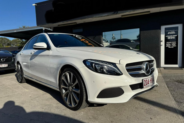 2016 Mercedes-Benz C-Class W205 C250 Sedan Image 4