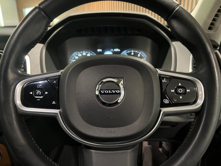 2021 MY22 Volvo XC90 L Series B5 Momentum SUV Image 12