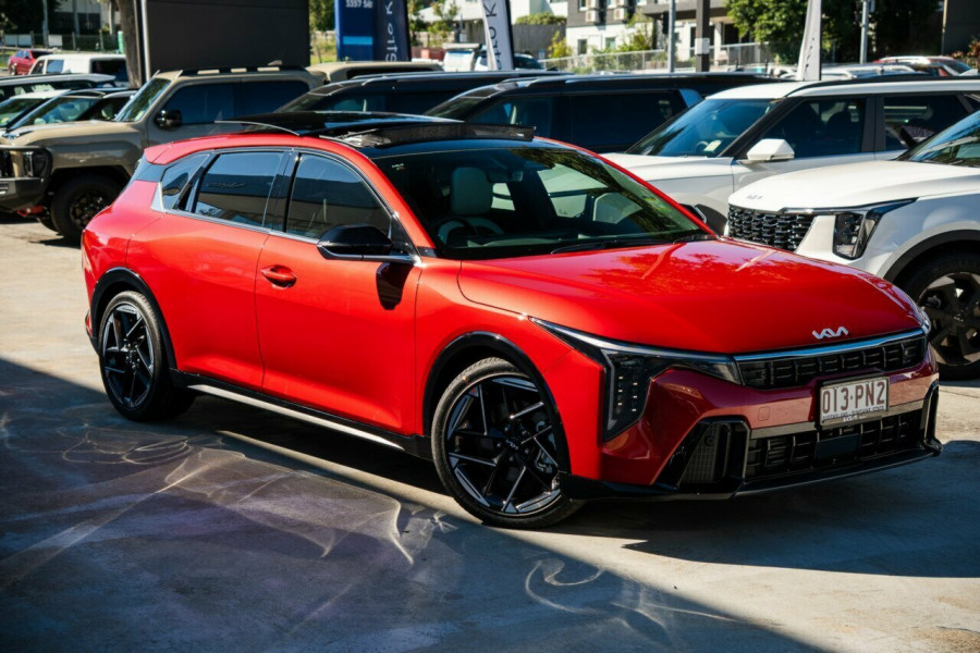 2025 MY26 Kia K4 CL4m GT-Line Hatch Image 1